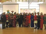 Trung Tâm Sinh Hoạt Người Việt Cao Niên New Holly mừng Giáng Sinh và Năm Mới Dương Lịch